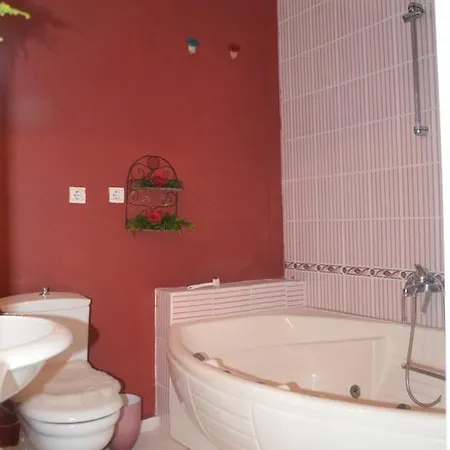 Hotel Kapri 2*