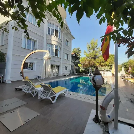 Kapri Hotel 2*