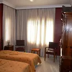 Hotel Kapri 2*